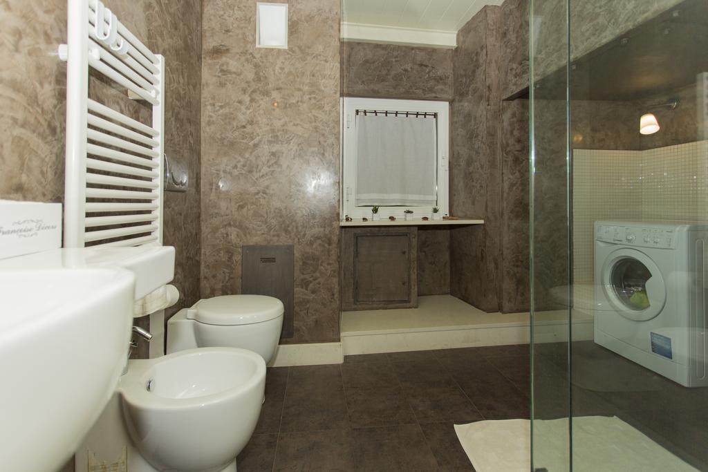 Cosy Little House Apartment เจนัว ภายนอก รูปภาพ